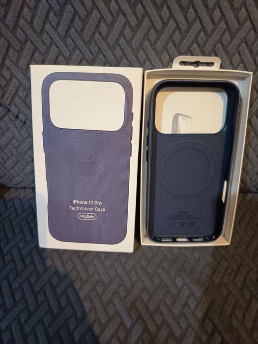Capa TechWoven com MagSafe para  iPhone 17 Pro.
