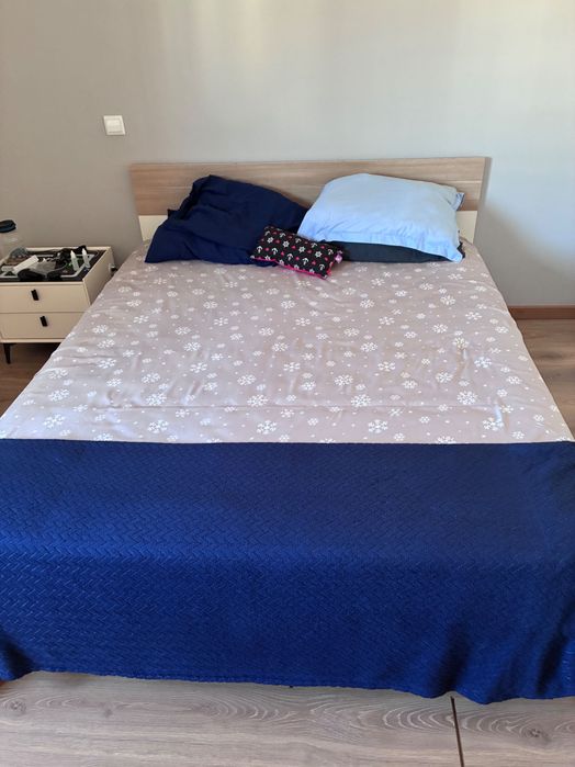 Cama + colchão + estrado
