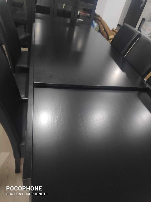 Mesa de sala extensível com 8 cadeiras - excelente estado