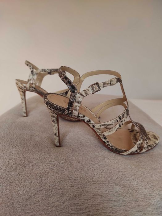 Sandálias Schutz, tam. 37, NOVAS