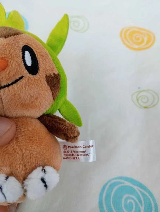 pokémon peluche Chespin do pokémon center - Pokemon Petit Harimaron