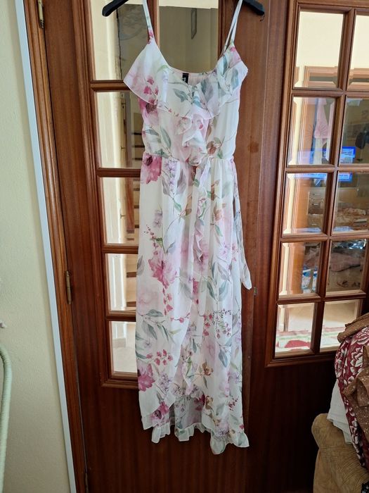 Lote de 8 vestidos novos com etiqueta