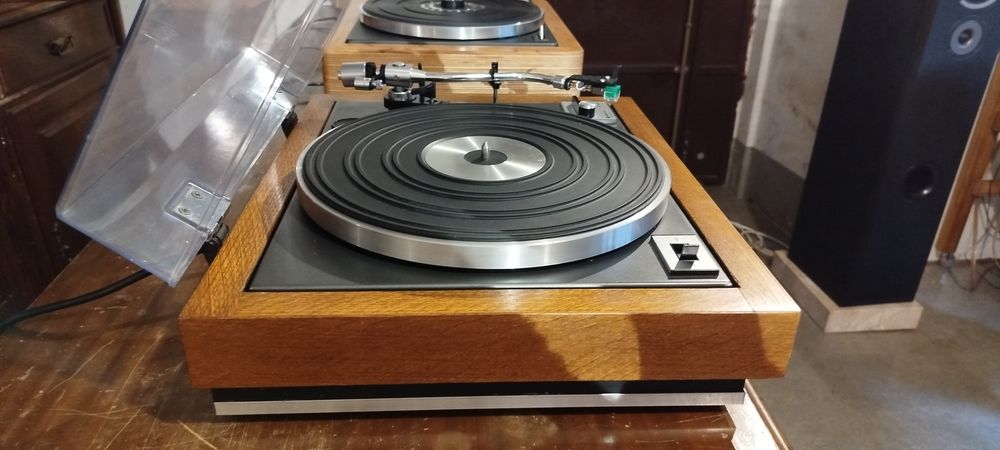 Gira discos Sanyo