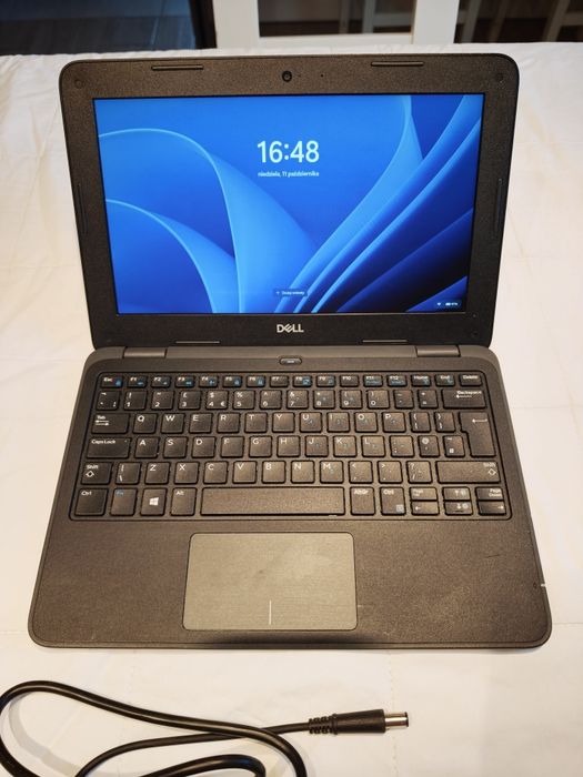 Dell Latitude 3190