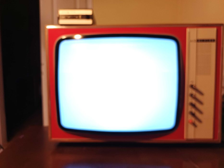 Telewizor kineskopowy Neptun 413 z przystawką ZTA 202