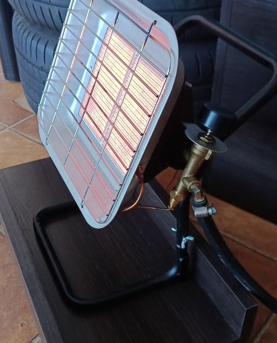 Газовий обігрівач 4.5 кВт.