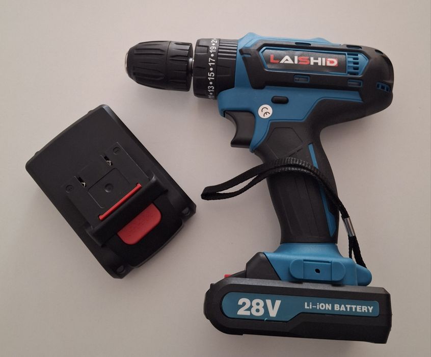 AParafusadora impacto bateria 28V