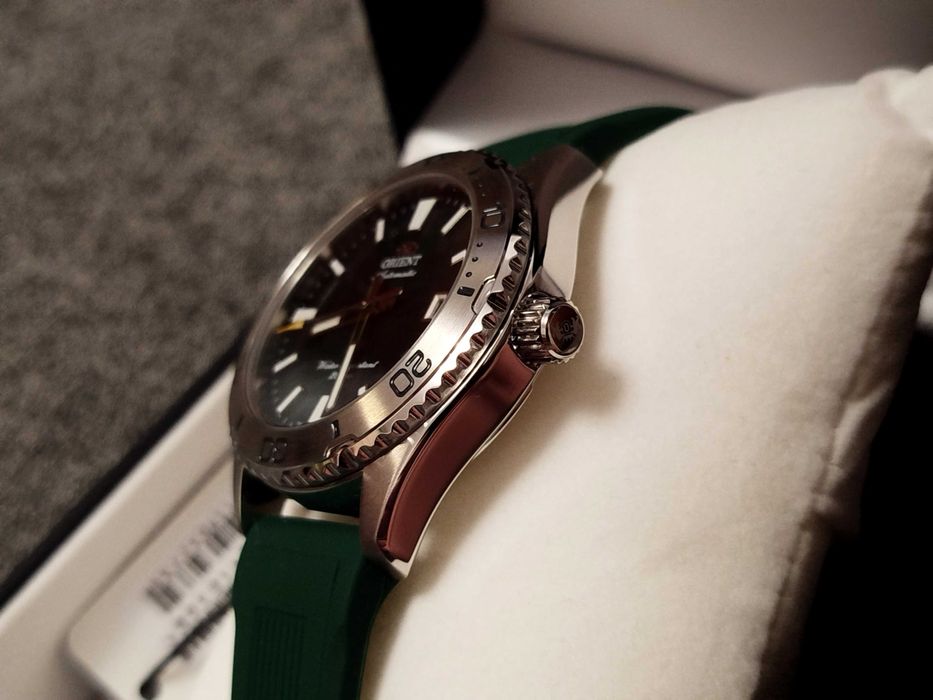 40 мм Orient Mako Sports RA-AC0Q11E30B скло сапфір механіка годинник