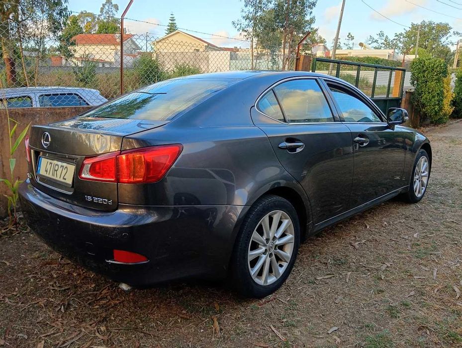 Lexus 220d  Bom estado geral / Revisão ok