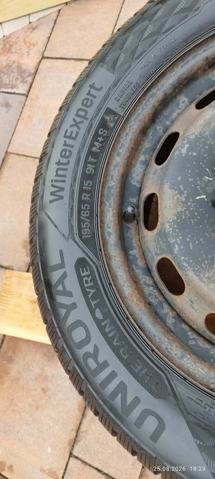 Koła Zimowe Uniroyal 195/65 R15 5x108 | Bieżnik ~7mm | DOT 2023 | Ford C-Max Focus Volvo
