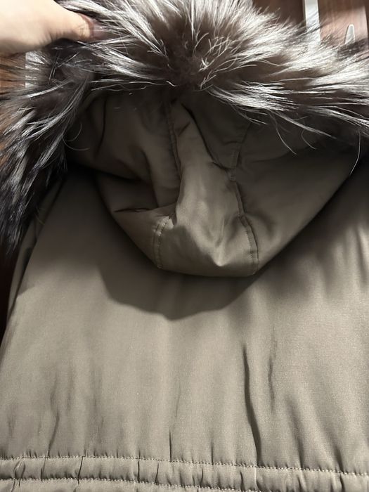 Парка з натуральним хутром чорнобурки