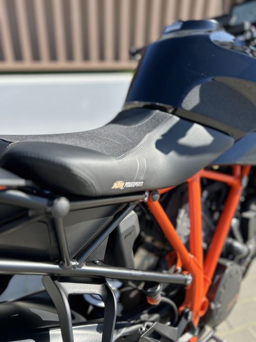 KTM 1290 Super Duke GT