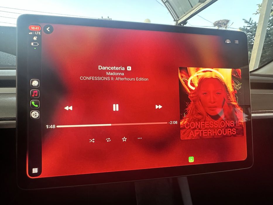 Carplay для Tesla