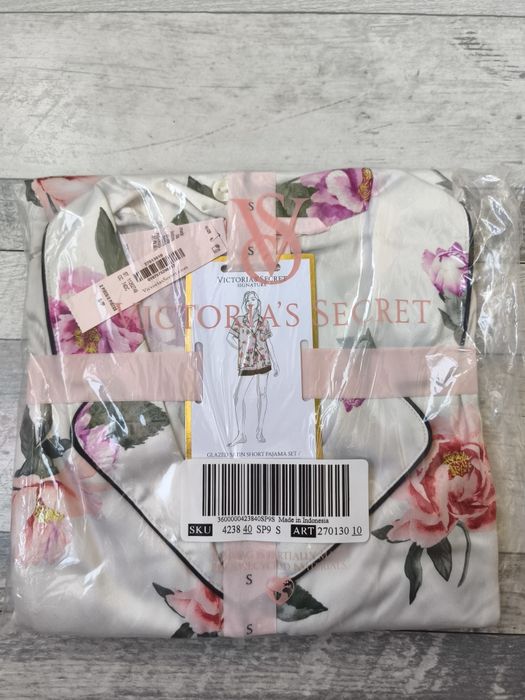 Піжама сатинова Victoria's Secret р.S