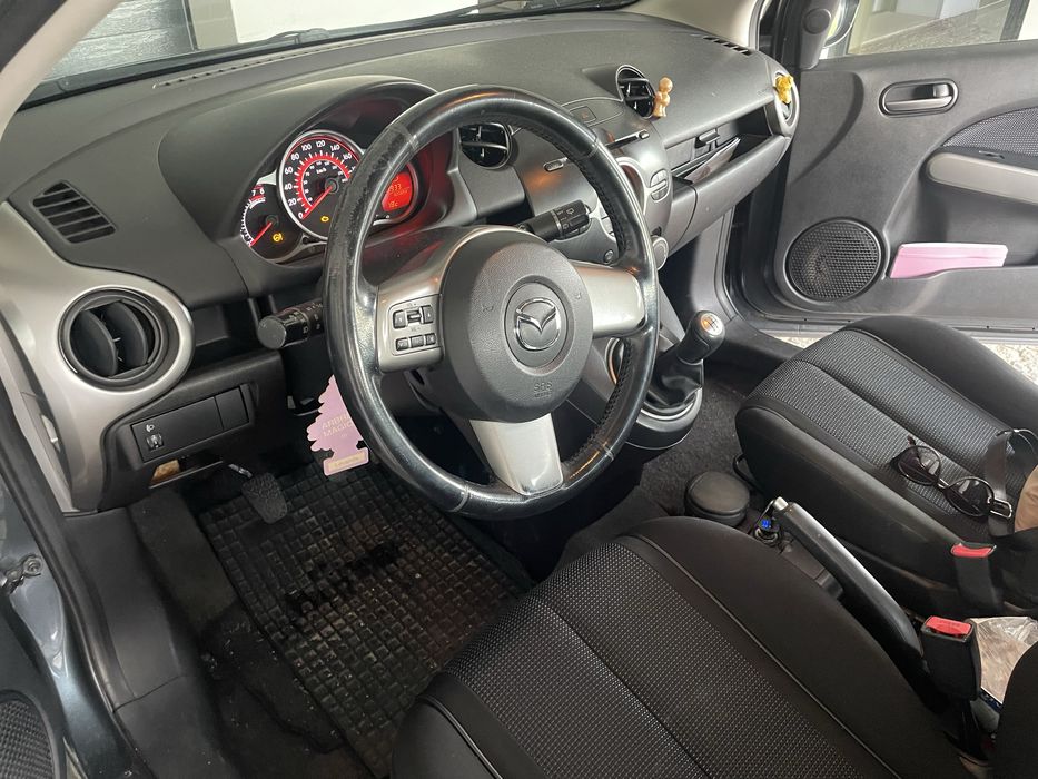 Vendo Mazda 2 1.3 de 2009