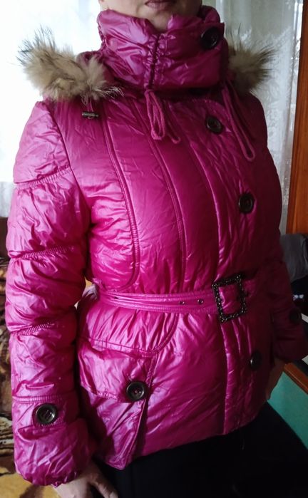 Продам  курточку