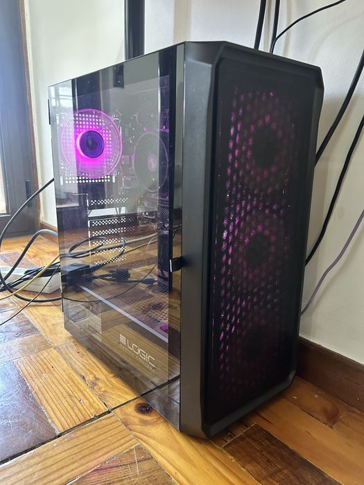 Vendo PC gaming AMD Ryzen 7 5700 32Ram  1T Armazenamento