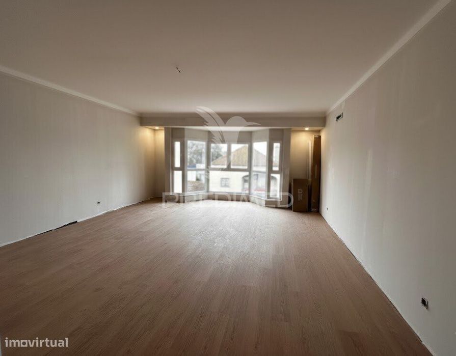 Apartamento T2 em Samora Correia