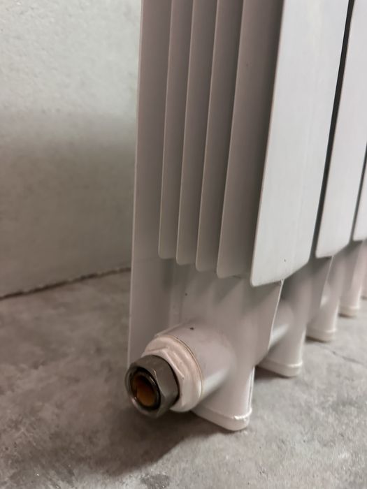 Radiador de parde para aquecimento central