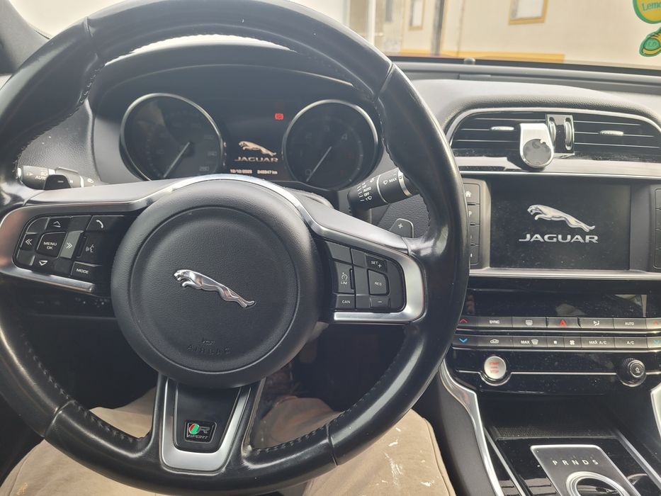 Jaguar xe Rsport