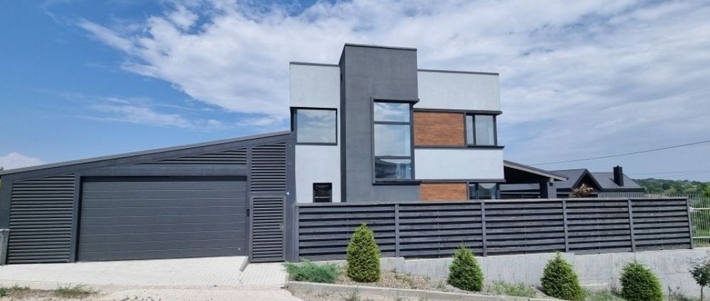 Будинок 206 м2 панорама 180° з ремонтом с. Лісники Обухівский район