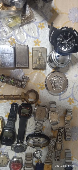 Продам наручные часы,