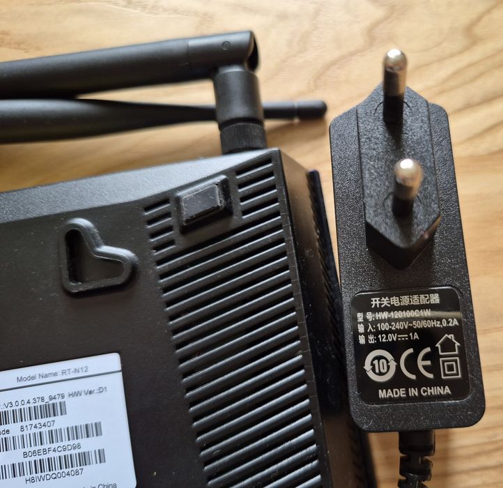 Роутер Asus RT-N12