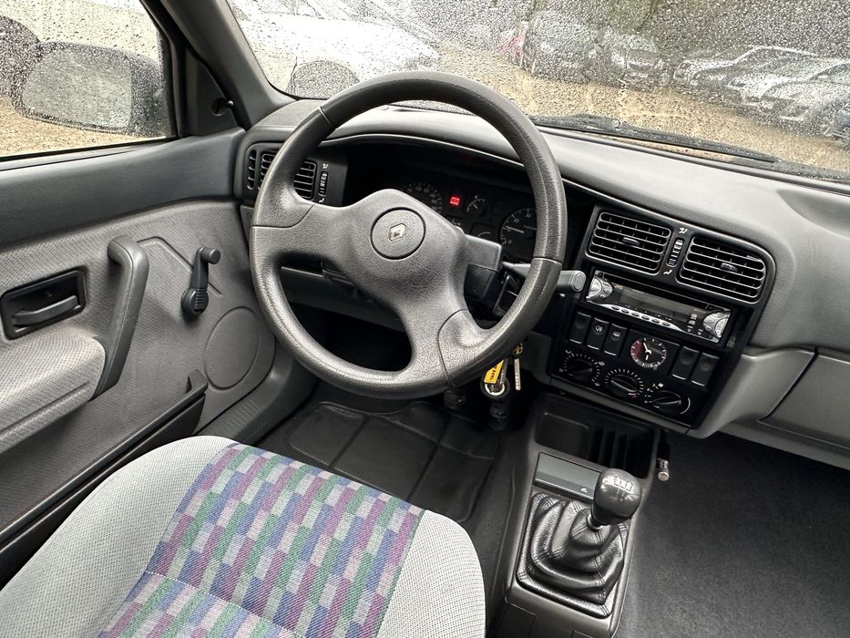 Zabytkowe Renault 19 bez korozji ** zolte tablice ** bardzo dobry stan