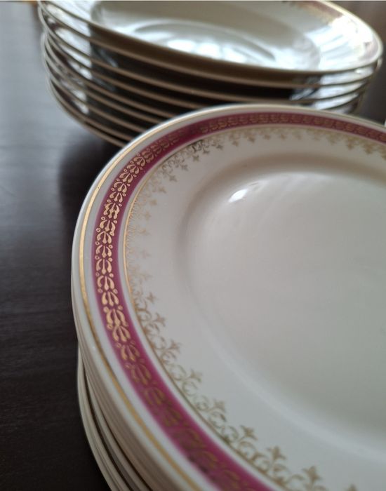 Zestaw talerzy Ćmielów