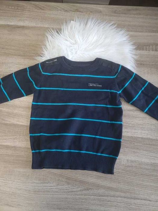 Sweterek chłopiec 98
