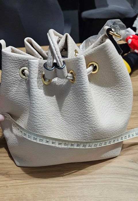 NOWY worek-torebka w kolorze beżowym