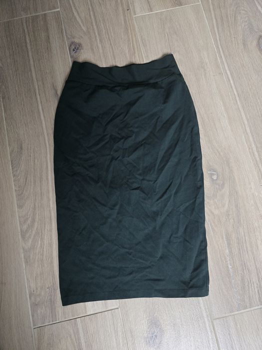 Spodnica zielona M Reserved ołówkowa