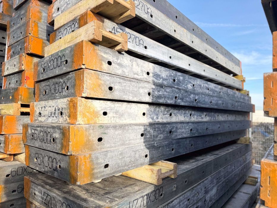 Używane ściany  budowalne szalunkowe sklejka brzozowa ocynk 06kN