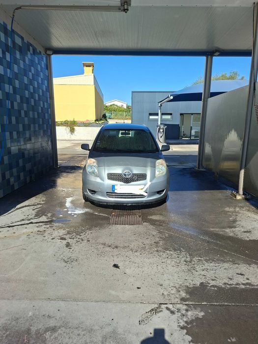Toyota yaris 1.4D4D com a.c