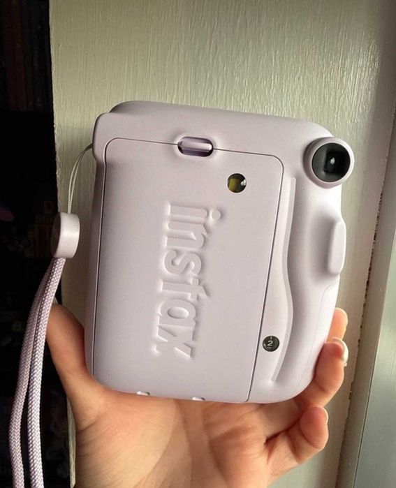 Máquina Instax Mini 11 + capa