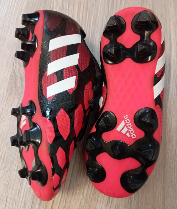 Футбольні бутси Adidas
