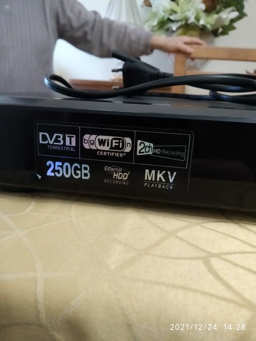 Blu-ray, DVD, and CD Player64575351998210122