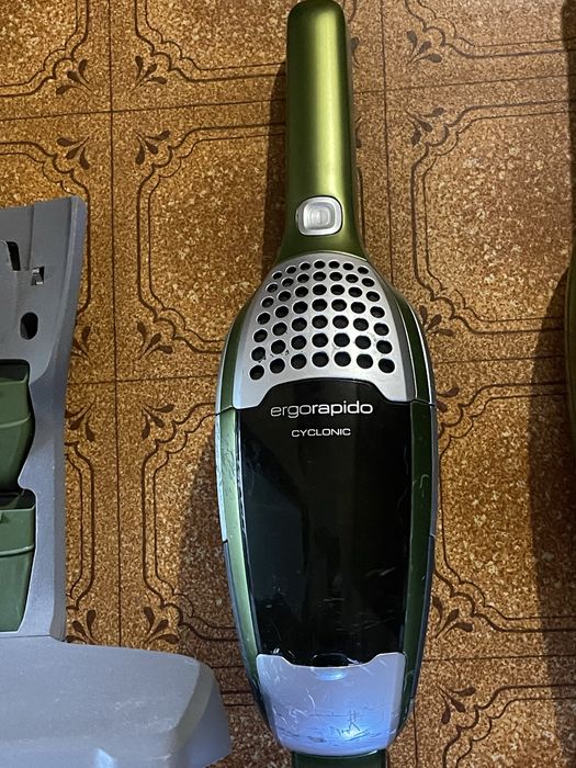 Electrolux Ergorapido 2-в-1 пилосос