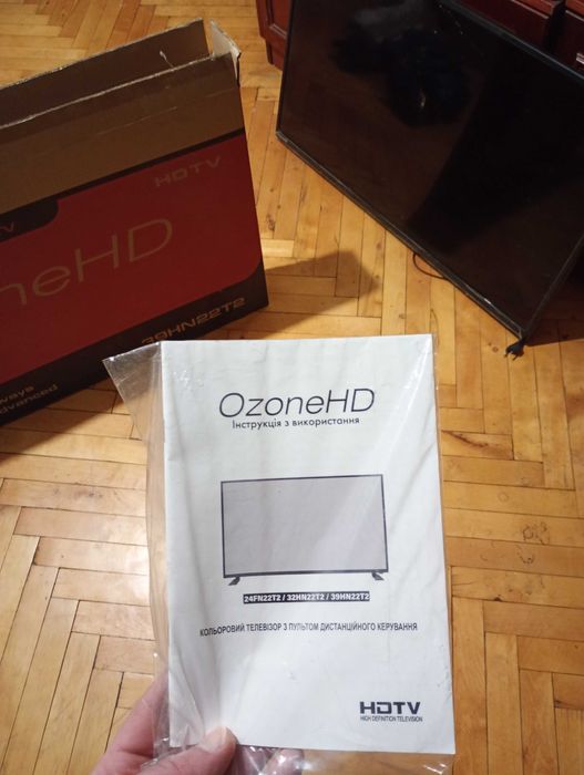 Телевізор OzoneHD 39HN22T2 на запчастини. Все працює, але битий екран.