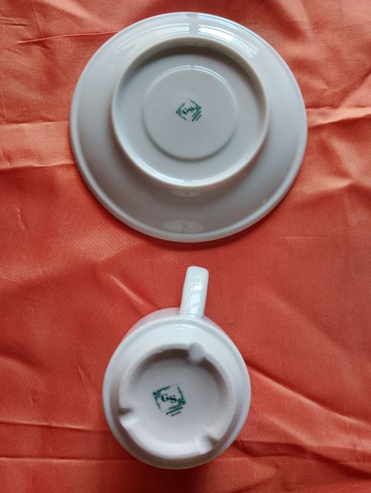Coffee Cups and Saucers444751978662481924