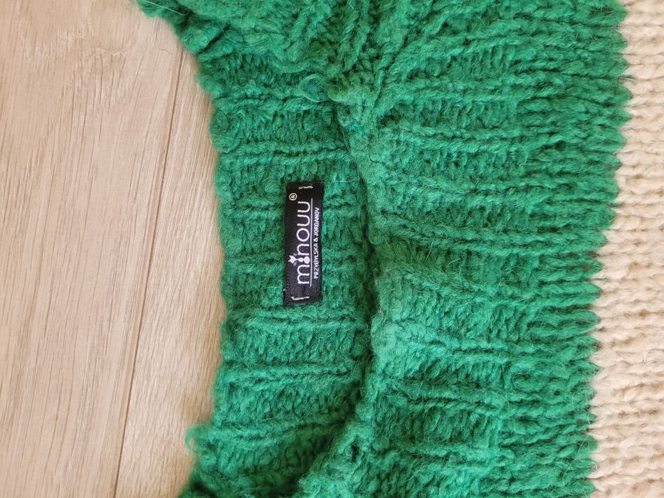 Sweter Minouu r. Uni