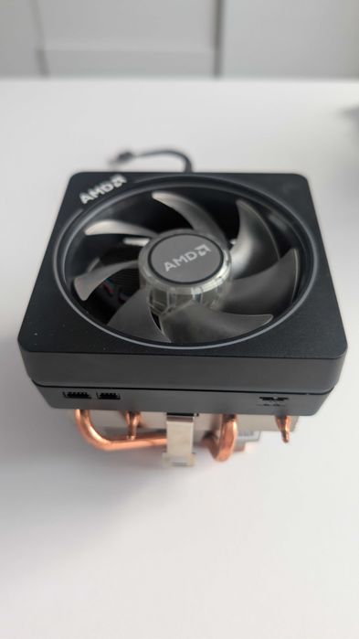 Chłodzenie CPU AMD Wraith Prism