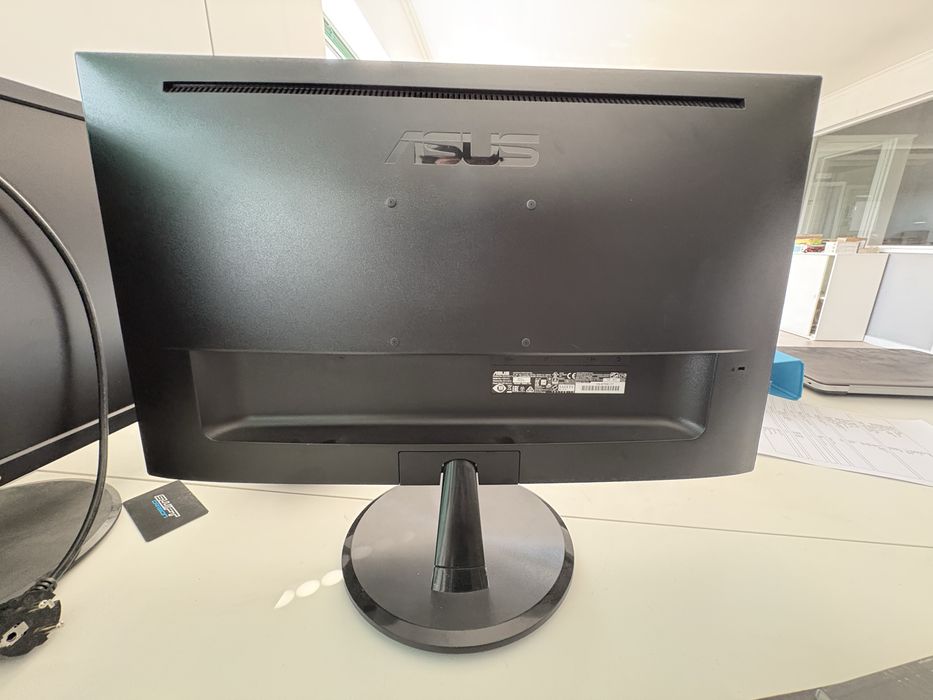 Monitor ASUS VP247HA
