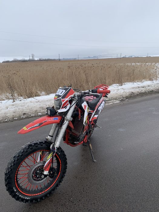 Продам Crdx200 (kp мотор)