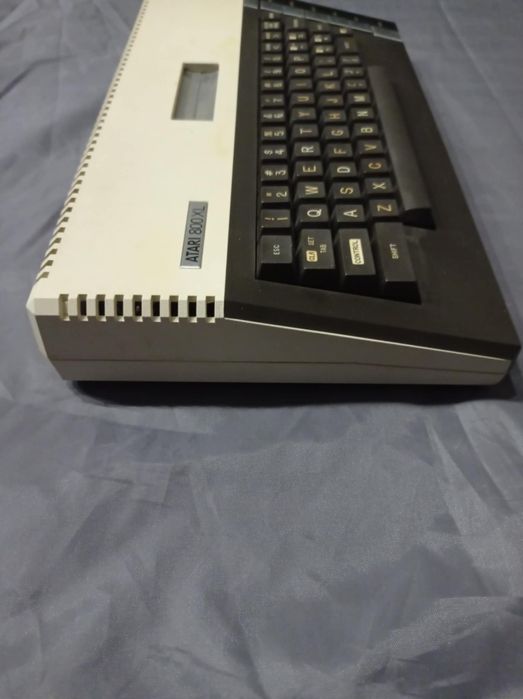 Atari 800 xl oryginalna