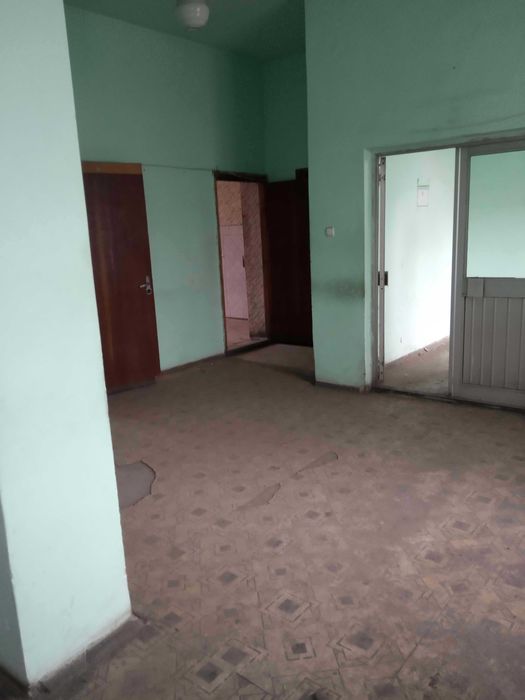 Приміщення площею 353,80 кв.м у м.Охтирка, вул. Київська