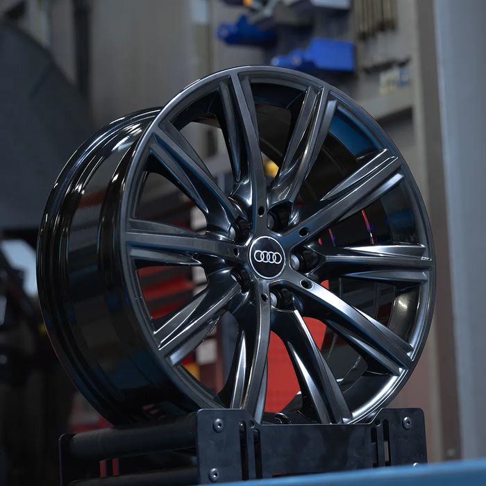 NOWE ORYGINALNE Felgi 18" Audi A3 A4 A5 A6 A7 A8 Q3 Q5 Q7
