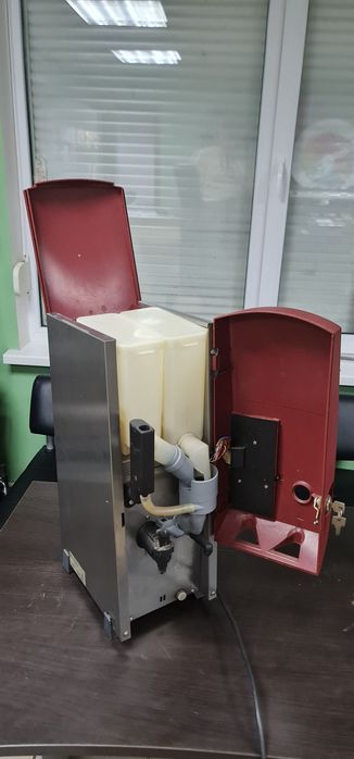 Автомат напоїв Bravilor Bonamat Bolero Шоколад, ірландське віски, кава