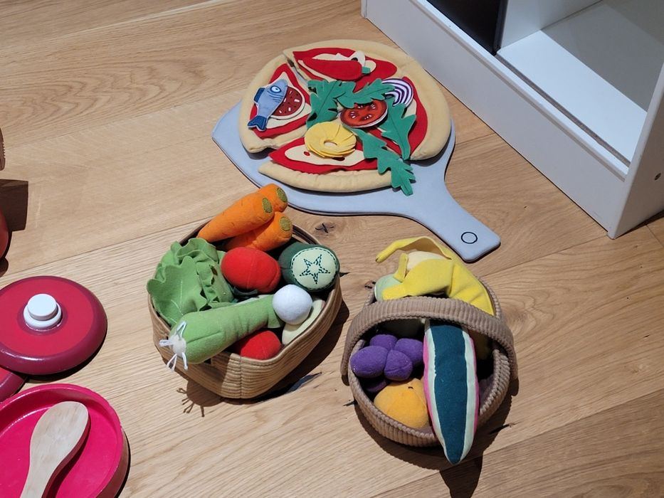 -55% Drewniana kuchnia i naczynia - Ikea + Melissa & Doug - garnki, ko