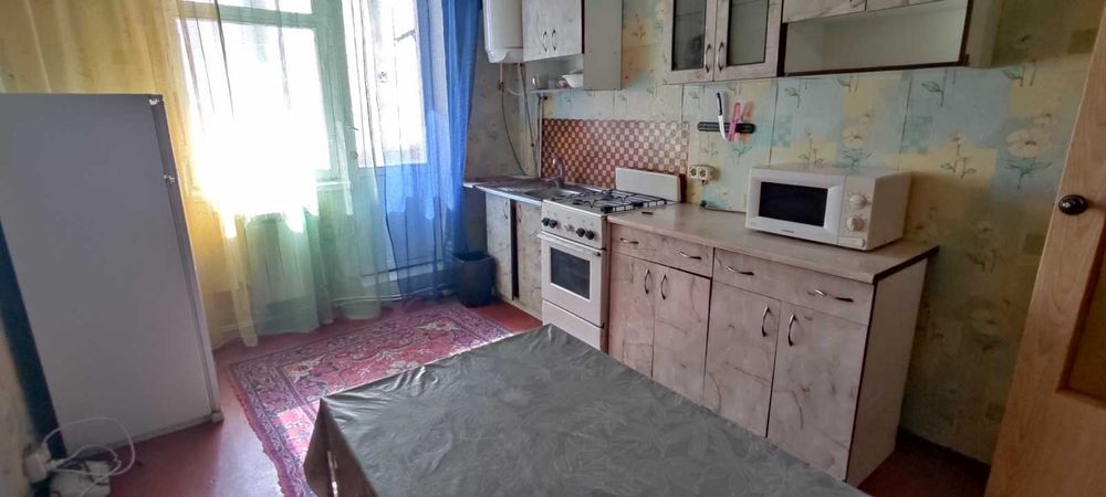 Продаж 3-кімнатної квартири (можливо під бізнес) — м. Обухів